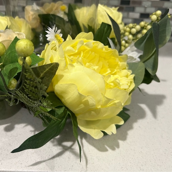 Vibrant Yellow and Green Floral Vase Accent - Picture 5 of 12